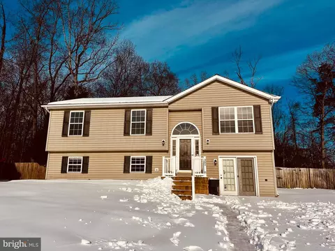 385 Longwood, Bunker Hill, WV 25413