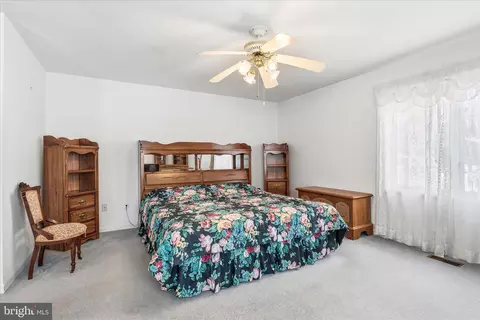 Bedroom - 225 Keepsake Dr, Falling Waters, WV 25419 photo 1 of 5