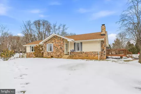 Exterior - 225 Keepsake Dr, Falling Waters, WV 25419 photo 2 of 16