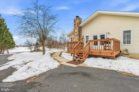 Exterior - 225 Keepsake Dr, Falling Waters, WV 25419 photo 10 of 16