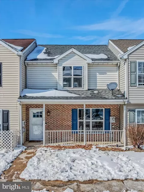 26 Morningstar Dr, Hedgesville, WV 25427
