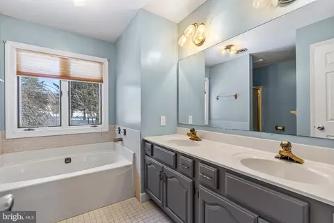 55 Isaiah Ln, Falling Waters, WV 25419 photo 34