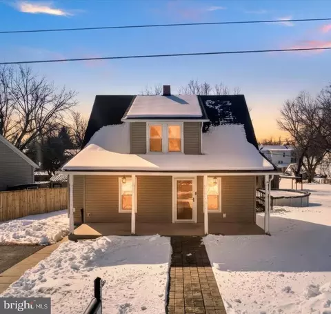 334 Yoakum Ave, Martinsburg, WV 25404
