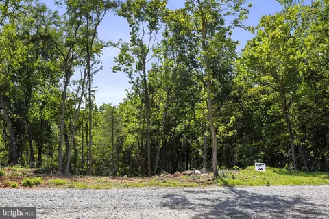 24 Falling Waters Drive, Falling Waters, WV 25419