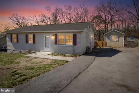 147 Lariat Dr, Kearneysville, WV 25430