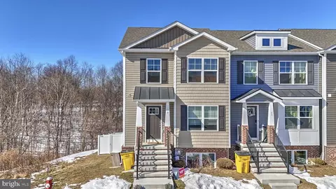 7 Moses, Martinsburg, WV 25405