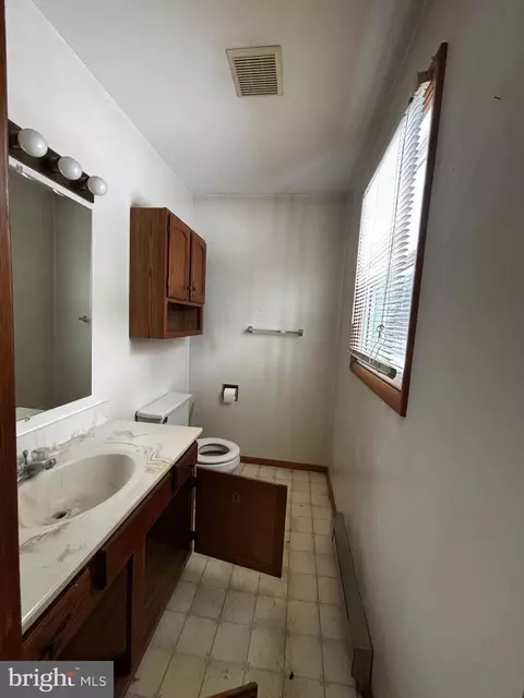 Bath - 224 Ditto Farm, Falling Waters, WV 25419 photo 3 of 3