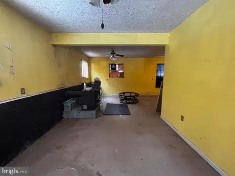 Living - 224 Ditto Farm, Falling Waters, WV 25419 photo 6 of 6