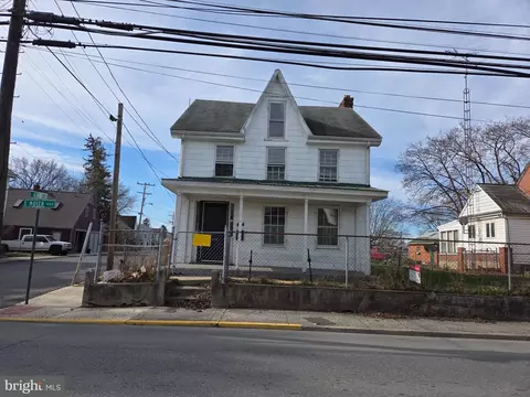 424 E Moler Ave, Martinsburg, WV 25404