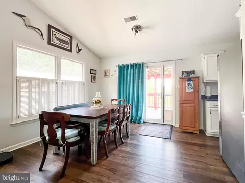 268 Kestrel Dr, Falling Waters, WV 25419 photo 8