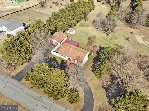 268 Kestrel Dr, Falling Waters, WV 25419 photo 40