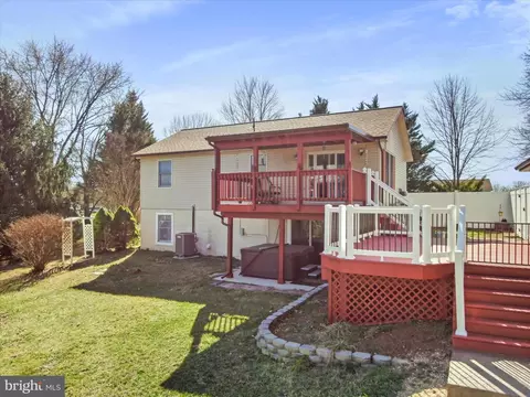 268 Kestrel Dr, Falling Waters, WV 25419 photo 37