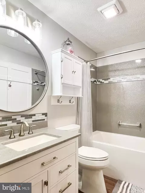 268 Kestrel Dr, Falling Waters, WV 25419 photo 17