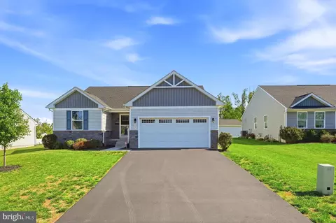 115 Koala Cir, Martinsburg, WV 25403