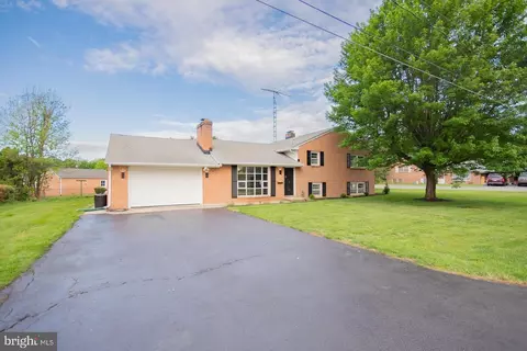 508 Edgemont Ter, Martinsburg, WV 25401