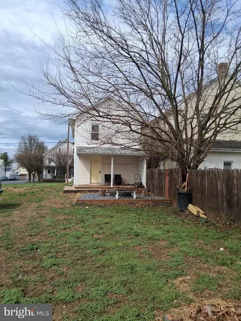 532 530 Virginia Ave, Martinsburg, WV 25401