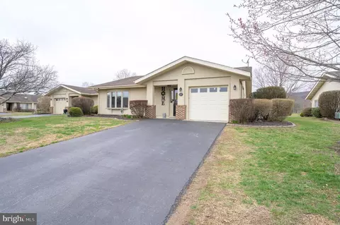 127 Arrowhead Rdg, Hedgesville, WV 25427