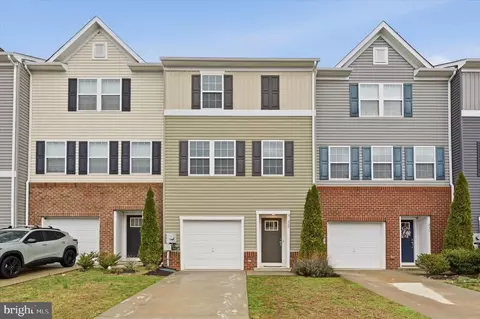 227 Magellan Dr, Martinsburg, WV 25404