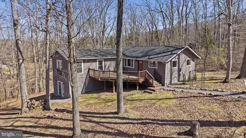 110 Tall Pine Ln, Gerrardstown, WV 25420