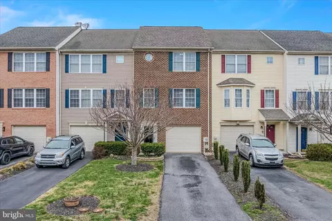 56 Teague Ln, Martinsburg, WV 25404