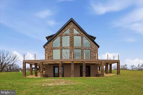 12 Bluebell Way, Inwood, WV 25428