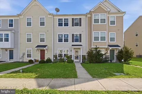 53 Private Ct, Bunker Hill, WV 25413