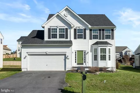 471 Bentley Dr, Inwood, WV 25428