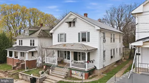 517- S 517 12 2 S Kentucky Ave, Martinsburg, WV 25401