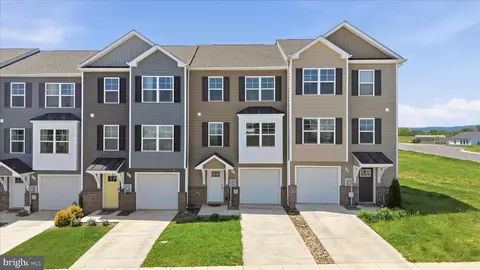 185 Carnes Way, Martinsburg, WV 25403