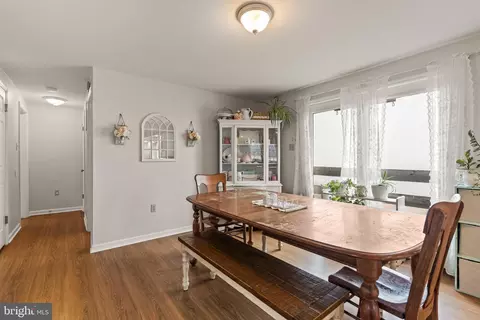 Dining - 94 Tulip Ct, Falling Waters, WV 25419 photo 2 of 3