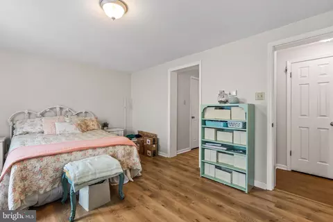 Bedroom - 94 Tulip Ct, Falling Waters, WV 25419 photo 2 of 5