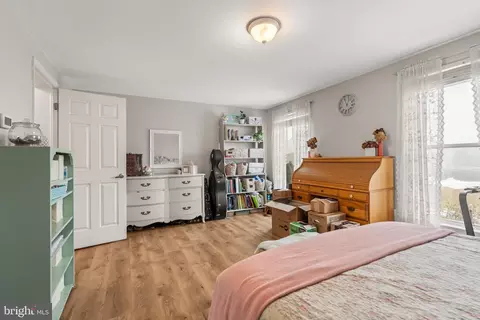 Bedroom - 94 Tulip Ct, Falling Waters, WV 25419 photo 3 of 5