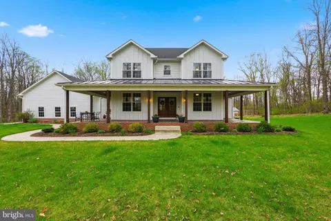 58 Blessing Ln, Martinsburg, WV 25403