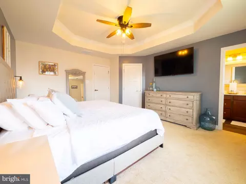 Bedroom - 136 Quebec Ct, Falling Waters, WV 25419 photo 3 of 8