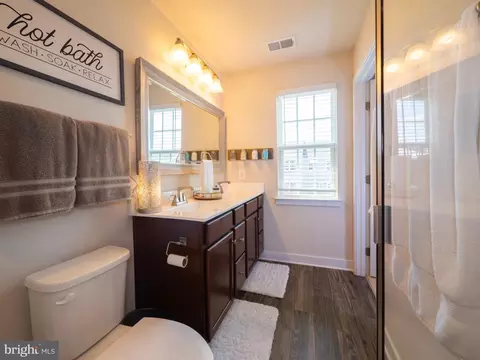 Bath - 136 Quebec Ct, Falling Waters, WV 25419 photo 3 of 3