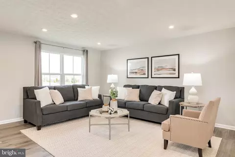 1853 Eb Mutual Dr, Inwood, WV 25428