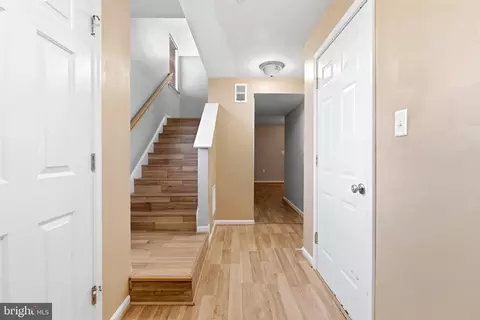 Entry Way - 54 Council Ct, Falling Waters, WV 25419 photo 1 of 5