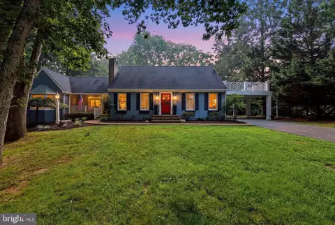 202 Topflite Dr, Martinsburg, WV 25403