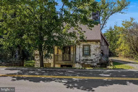 1646 Gerrardstown Rd, Gerrardstown, WV 25420