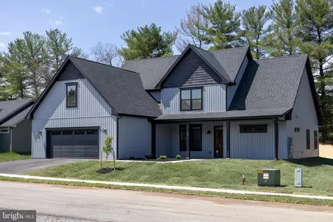 79 Haskell Dr, Martinsburg, WV 25404