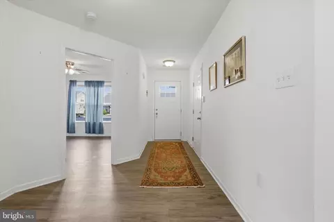 Entry Way - 75 Saffron Ter, Falling Waters, WV 25419 photo 9 of 13