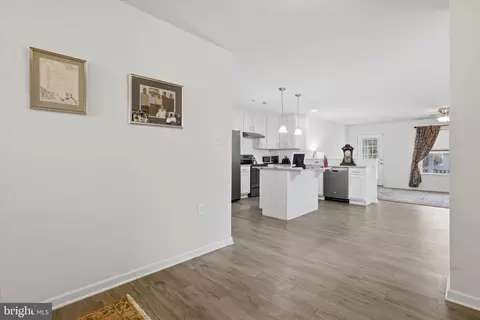 Entry Way - 75 Saffron Ter, Falling Waters, WV 25419 photo 4 of 13