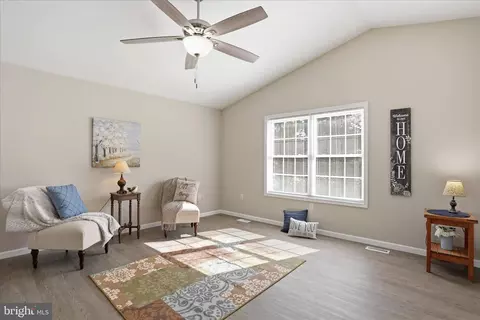 174 Open Field Ln, Falling Waters, WV 25419 photo 8