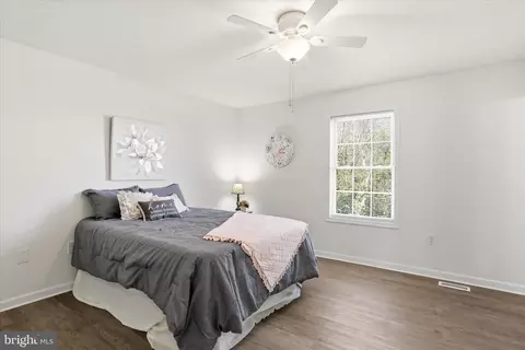 174 Open Field Ln, Falling Waters, WV 25419 photo 18