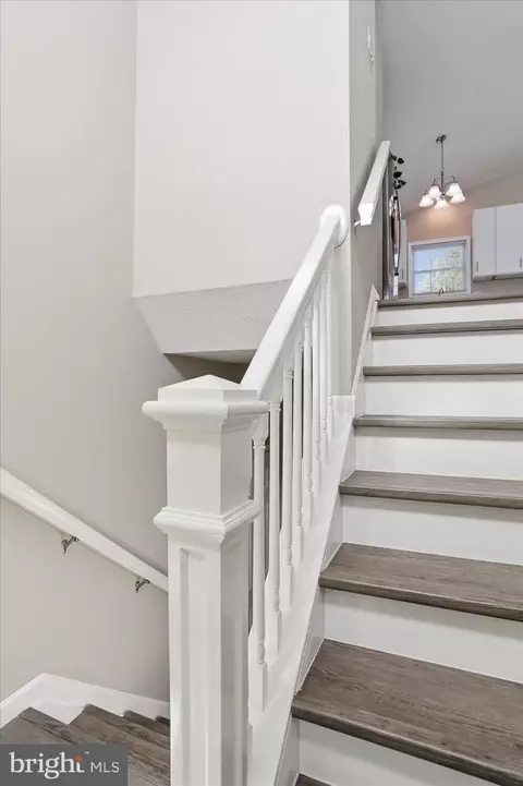 174 Open Field Ln, Falling Waters, WV 25419 photo 6
