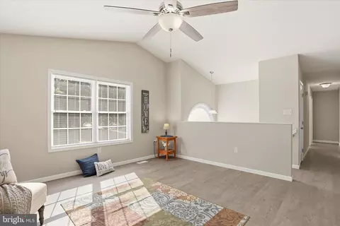 174 Open Field Ln, Falling Waters, WV 25419 photo 9