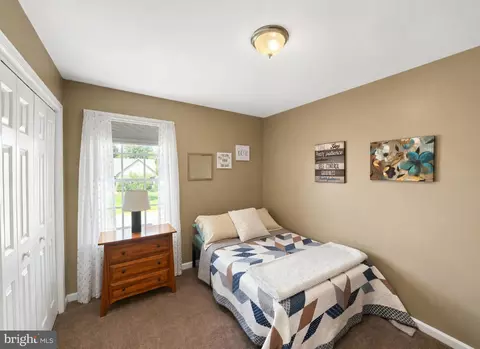 Bedroom - 61 Clemson Dr, Falling Waters, WV 25419 photo 3 of 6