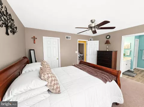 Bedroom - 61 Clemson Dr, Falling Waters, WV 25419 photo 2 of 6