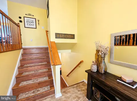 Entry Way - 61 Clemson Dr, Falling Waters, WV 25419 photo 6 of 6