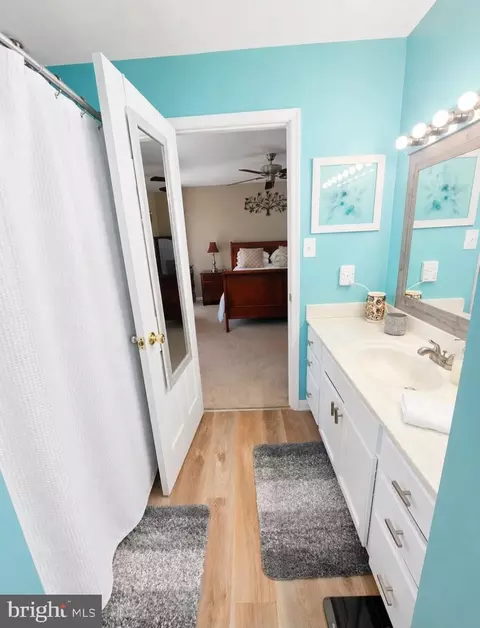 Bath - 61 Clemson Dr, Falling Waters, WV 25419 photo 2 of 4